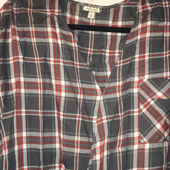 women’s blouse - Picture 2 of 3